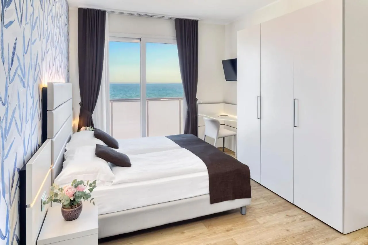****  Hotel Astoria Каорле Италия