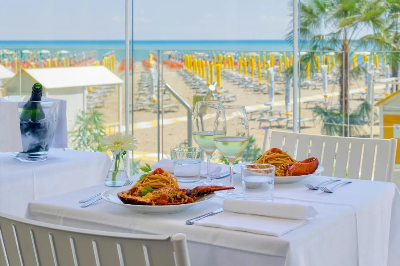 Hotel Astoria Caorle 4*,