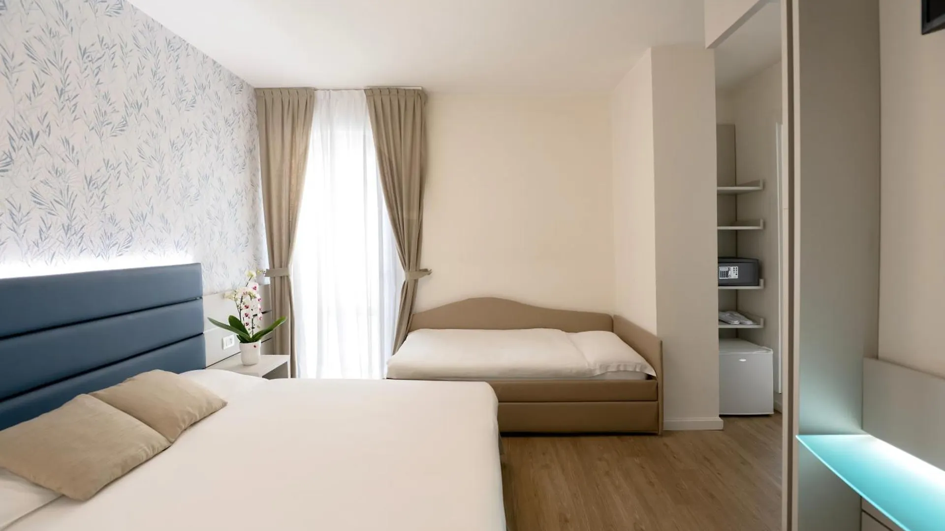 Hotel Astoria Каорле Италия