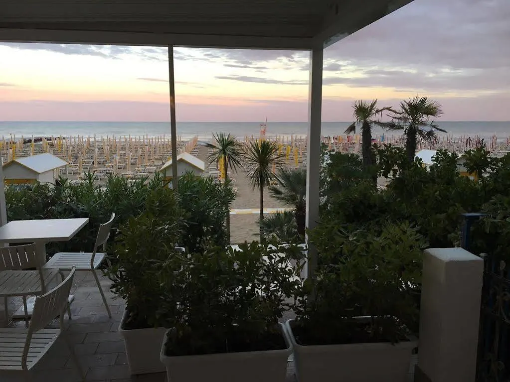 Hotel Astoria Caorle 4*,